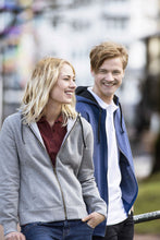 Lade das Bild in den Galerie-Viewer, Kapuzenjacken