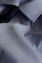 Lade das Bild in den Galerie-Viewer, Hemd "Yello Bow" Easy Care