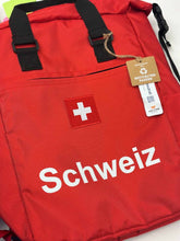 Lade das Bild in den Galerie-Viewer, Trage Rucksack in 3 Farben mit Schweizerkreuz