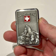 Lade das Bild in den Galerie-Viewer, Feuerzeug (Benzin) 3D Schweiz