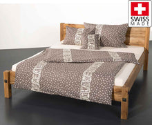 Lade das Bild in den Galerie-Viewer, Bettwaesche Swiss made Duvet Scherenschnitt Taube