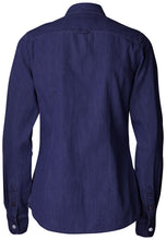 Charger l'image dans la galerie, Damen Jeanshemd Ellensburg Dunkel Indigo hinten
