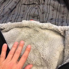 Lade das Bild in den Galerie-Viewer, Edelweiss Kapuzenjacke von EFBE, innenfutter