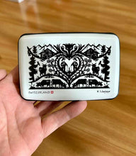 Lade das Bild in den Galerie-Viewer, Kreditkartenetui Scherenschnitt