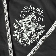 Lade das Bild in den Galerie-Viewer, Kuh Motiv mit Scherenschnittveredelung