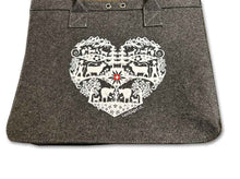 Lade das Bild in den Galerie-Viewer, Filztasche City Modernclassic mit Scherenschnitt Alpenherz