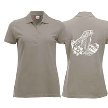 Lade das Bild in den Galerie-Viewer, Polo Damen mit Murmeltier, Silber, Rücken gross