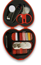 Lade das Bild in den Galerie-Viewer, Reise Nähset innen