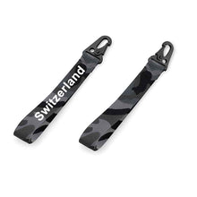 Lade das Bild in den Galerie-Viewer, Schlüsselanhänger Band Camo Switzerland