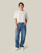 Carica l'immagine nel visualizzatore di Gallery, Maglietta ECODESIGN Unisex Loose Fit Birch Action