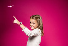 Lade das Bild in den Galerie-Viewer, Folklore Uhren für Kinder Pink