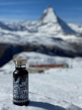 Lade das Bild in den Galerie-Viewer, Scherenschnitt Trinkflasche Matterhorn