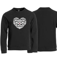 Lade das Bild in den Galerie-Viewer, Pullover Schwarz, Scherenschnitt Alpenherz