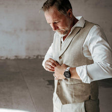 Lade das Bild in den Galerie-Viewer, Chronograf Black Edition Swiss Made