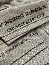 Lade das Bild in den Galerie-Viewer, Edelweisshemd personalisieren