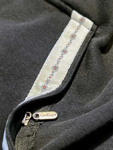 Lade das Bild in den Galerie-Viewer, Seitentasche mit Reissverschluss und Edelweissband