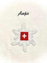 Charger l'image dans la galerie, Stickerei auf Brust