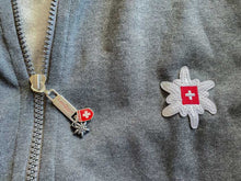 Lade das Bild in den Galerie-Viewer, Edelweiss Jacke Grau