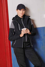 Load image into Gallery viewer, Softshell Damen Activwear Prime Schwarz Grau
