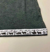 Charger l&#39;image dans la galerie, Premium Polo unisexe vert bouteille
