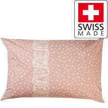 Load image into Gallery viewer, Bettwäsche Kissen Rosa Scherenschnitt Swiss Made
