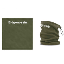 Carica l&#39;immagine nel visualizzatore di Gallery, Halswärmer / Nackenwärmer in Olive, Text Eidgenossin
