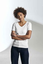 Load image into Gallery viewer, Stretch T-Shirt Damen Weiss, Fairtrade 
