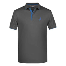 Lade das Bild in den Galerie-Viewer, Landjaeger-Style-Poloshirt_Graphite_Blau
