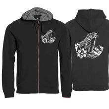 Lade das Bild in den Galerie-Viewer, Kapuzenjacke mit Alpen-Murmeltier, Schwarz, Brust klein &amp; Rücken gross
