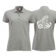 Lade das Bild in den Galerie-Viewer, Polo Damen mit Murmeltier, Graumeliert,  Rücken gross
