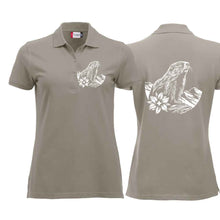 Lade das Bild in den Galerie-Viewer, Polo Damen mit Murmeltier, Silber, Brust klein &amp; Rücken gross
