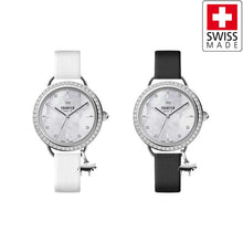 Lade das Bild in den Galerie-Viewer, Trauffer Uhr Charms Silber

