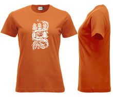 Lade das Bild in den Galerie-Viewer, Premium T-Shirt Women Blutorange, Scherenschnit Alpenblick
