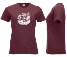 Lade das Bild in den Galerie-Viewer, Premium T-Shirt Women Bordeaux, Scherenschnitt Alpenleben
