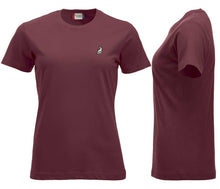 Charger l&#39;image dans la galerie, Premium T-Shirt Women Bordeaux, mit Logo

