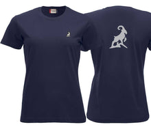 Carica l&#39;immagine nel visualizzatore di Gallery, Premium T-Shirt Women Dunkel Marine, mit Logo hinten
