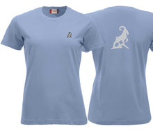 Load image into Gallery viewer, Premium T-Shirt Women Hellblau, Logo hinten
