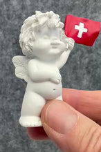 Charger et lire la vidéo dans la visionneuse de la Galerie, Glücksbringer Engel Igor Swissnesslook Fahne
