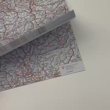 Carica e avvia il video nel visualizzatore di galleria, Papiertischset Schweiter Topografie 50 Blatt
