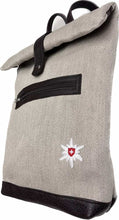 Charger l&#39;image dans la galerie, Edelweiss Rucksack Seite
